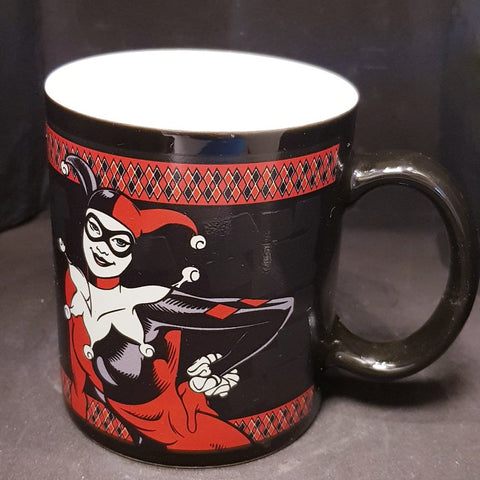 DC Comics: Harley Quinn Heat-Changing Mug